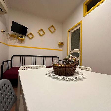 Apartamento Vat' Coke House Nápoles Exterior foto