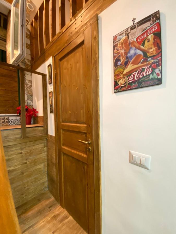 Apartamento Vat' Coke House Nápoles Exterior foto